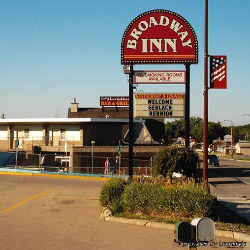 Broadway Inn Yankton Exterior foto